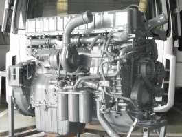 Moteur DXI 12 Renault Magnum 440 - 1