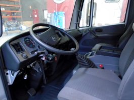Cabina Corta-baja Nissan Atleon - 3