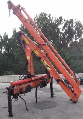 Grúa de autocarga Ebro L 35  - 1