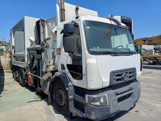 Camion d'ordures Renault D 26 WIDE 320  - 1