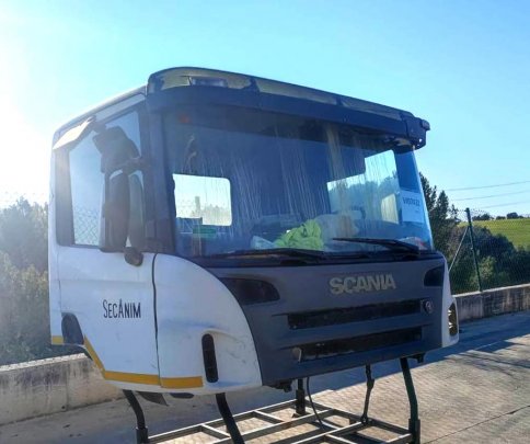 Cabina Corta-baja Scania P P340  - 1