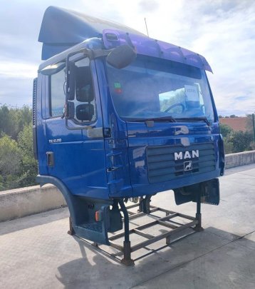 Cabina Corta-baja Man TGL 12.210  - 1