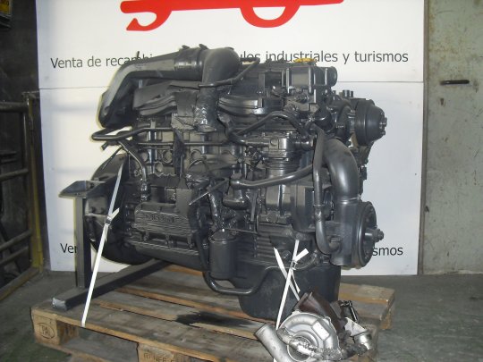 Moteur B 6.60 TURBO Nissan M  - 1