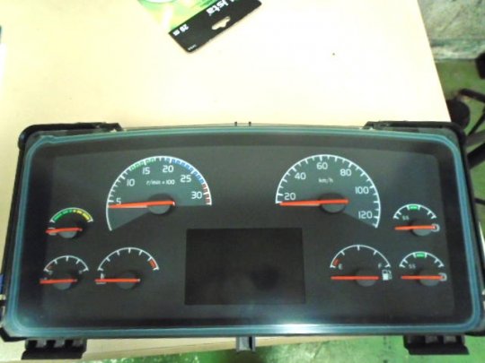 Cuadro instrumentos Volvo FE FE 280  - 1